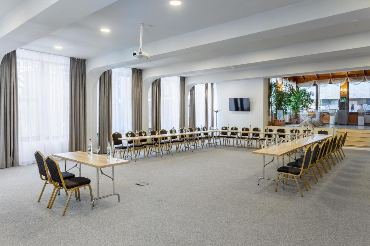 Eden Grand Resort Predeal Ngoại thất bức ảnh