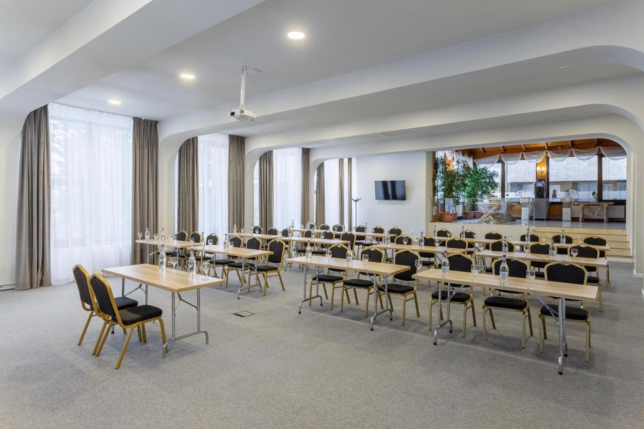 Eden Grand Resort Predeal Ngoại thất bức ảnh
