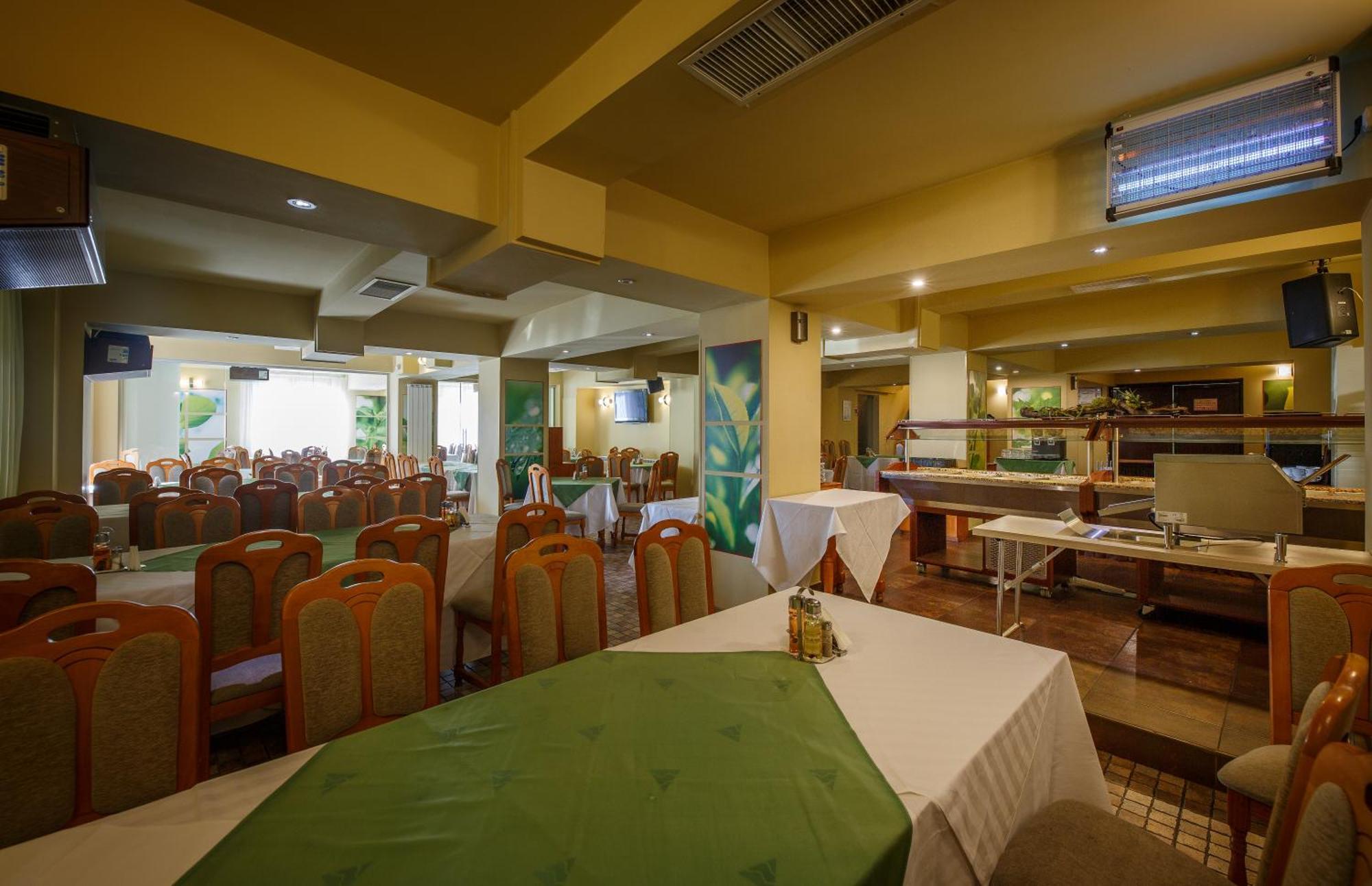 Eden Grand Resort Predeal Ngoại thất bức ảnh
