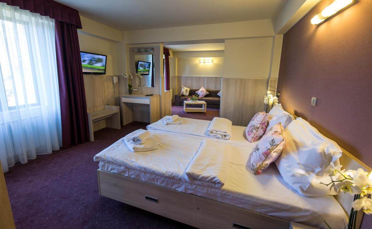 Eden Grand Resort Predeal Ngoại thất bức ảnh