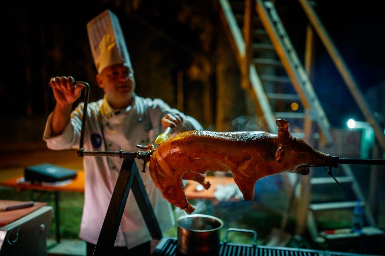 Eden Grand Resort Predeal Ngoại thất bức ảnh