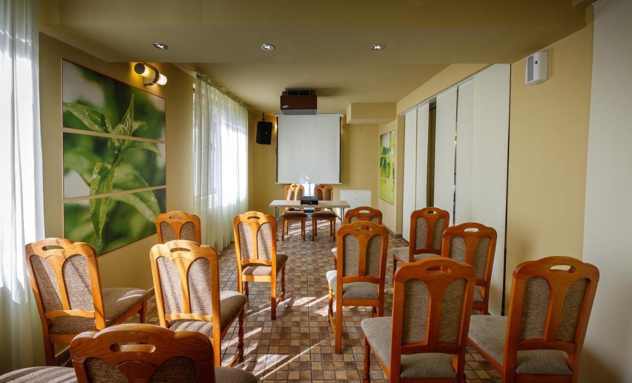 Eden Grand Resort Predeal Ngoại thất bức ảnh